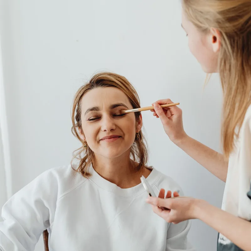 Maquillage soirée tout en douceur