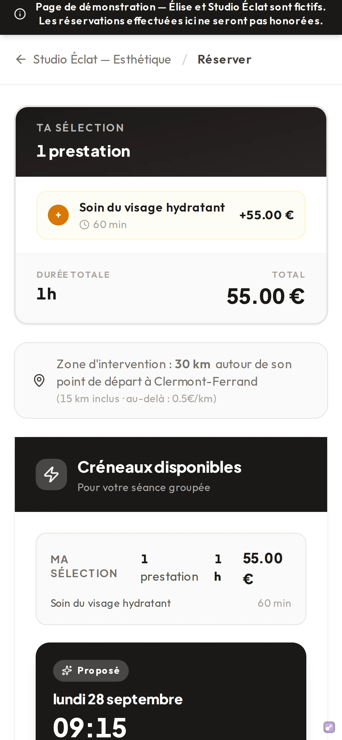 Page de réservation SLOXO sur téléphone : prestation choisie (soin du visage, 60 min, 55 €), zone d'intervention de 30 km avec 15 km inclus, puis le premier créneau proposé, lundi 28 septembre à 09:15