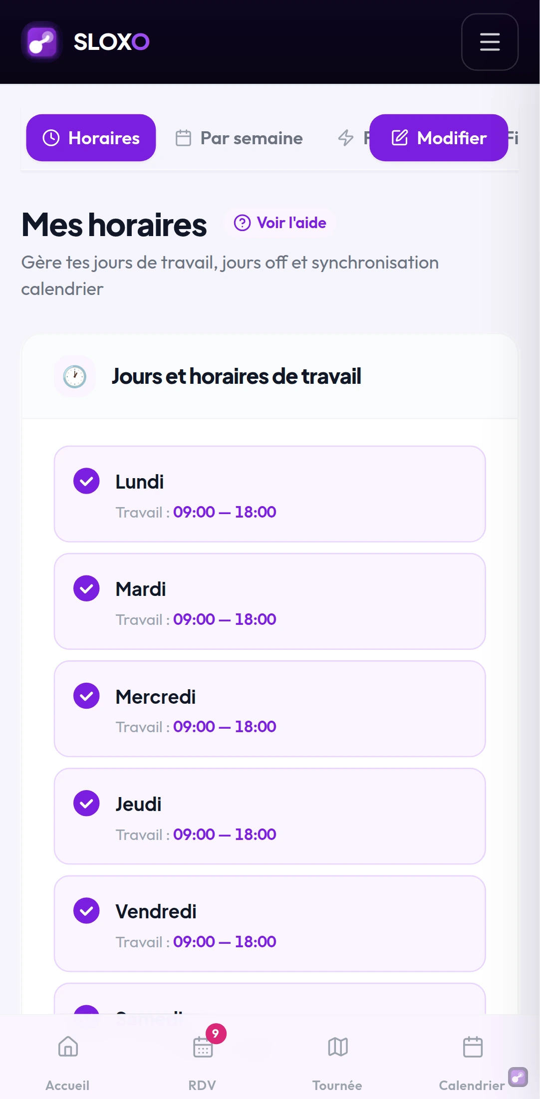 La page Horaires sur téléphone : vérifier qu'un jour est bien ouvert avant de chercher plus loin