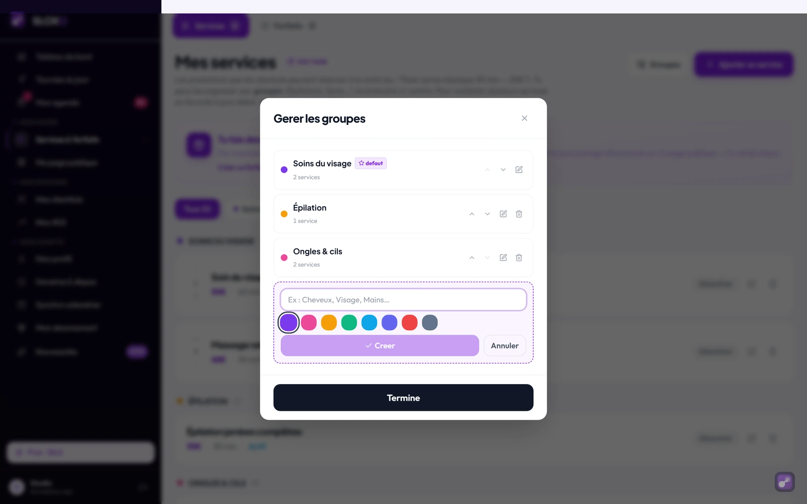Le formulaire de création d'un groupe : champ nom et palette de 8 couleurs, boutons Créer et Annuler